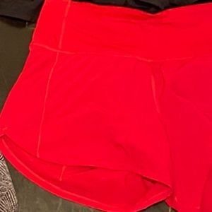 Lululemon *size 4 *inseam 4 (tall)